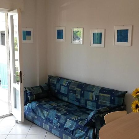 Residence Zeta - Walterigato Apartments Solo Per Famiglie リド・ディ・イエゾロ エクステリア 写真