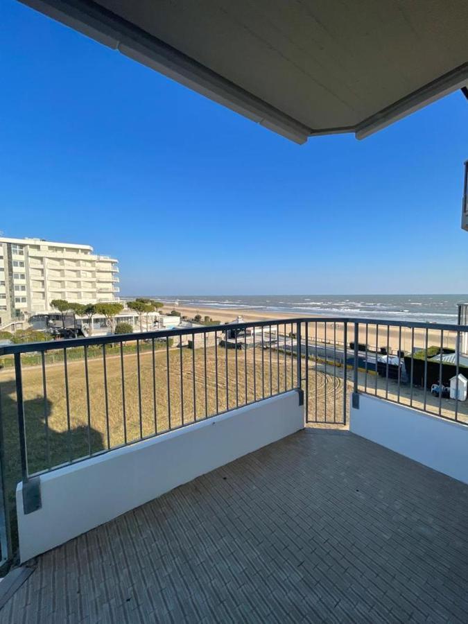 Residence Zeta - Walterigato Apartments Solo Per Famiglie リド・ディ・イエゾロ エクステリア 写真