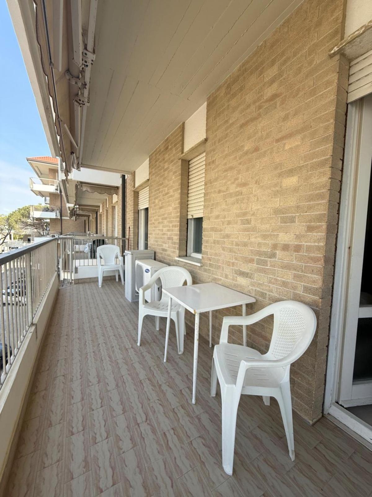 Residence Zeta - Walterigato Apartments Solo Per Famiglie リド・ディ・イエゾロ エクステリア 写真